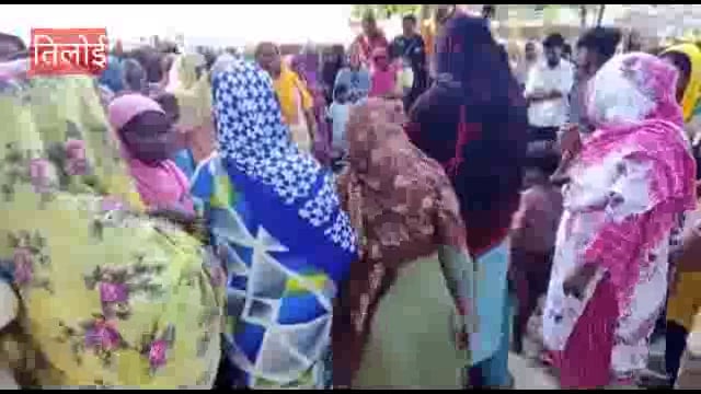 अमेठी - पैसे के अभाव में इलाज न होने के चलते युवक की हुई मौके, पे मौत परिजनों ने शव का अंतिम संस्कार करने से किया मना, ड