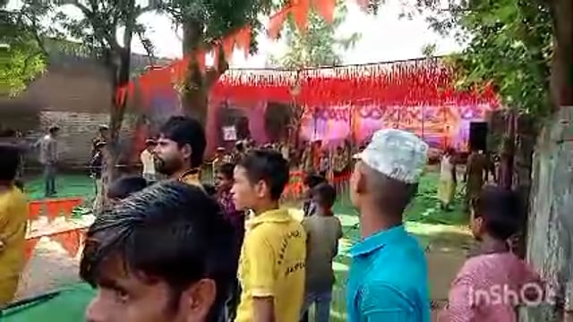 इटियाथोक थाना क्षेत्र के भवानीपुर कला ग्राम पंचायत में लक्ष्मी पूजन के दौरान माइक के तार काटने को लेकर हुआ बवाल