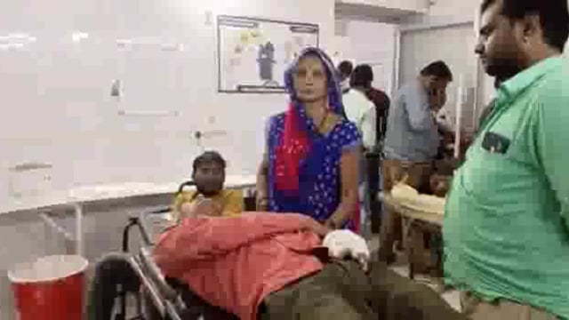 सड़क हादसे में बाइक सवार युवक गम्भीर रूप से घायल