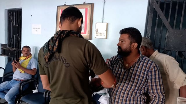 सूरजगढ़ा  बाजार में शराब पीकर हंगामा कर रहे एक युवक को सूरजगढ़ा पुलिस ने गिरफ्तार कर भेजा जेल