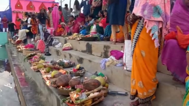 चानन  :  उदयीमान सूर्य को अर्घ्य के साथ लोक आस्था का महापर्व संपन्न ।