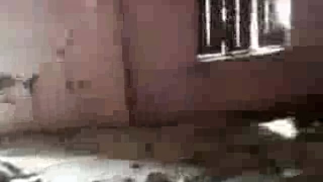 राजपुर के प्राथमिक विद्यालय बालुवाडीह में विद्यालय का हाल बदहाल जान जोखिम में डालकर मासूमों को दी जा रही शिक्षा ।