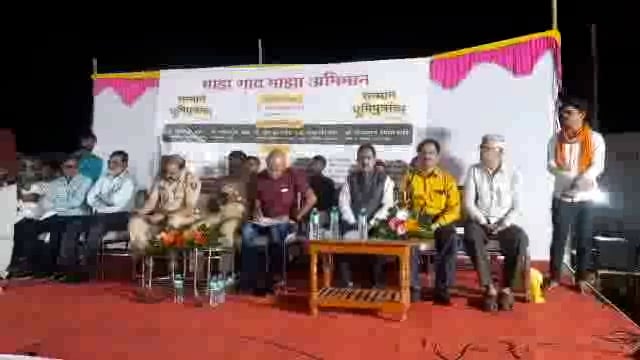 नागलगाव येथे भूमीपुत्रांचा उपविभागीय पोलीस अधिकारी डॅनियल बेन यांनी केला सन्मान