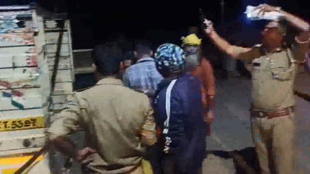 ट्रेन की चपेट में आने से अधेड़ की हुई मौत#Prayagraj 