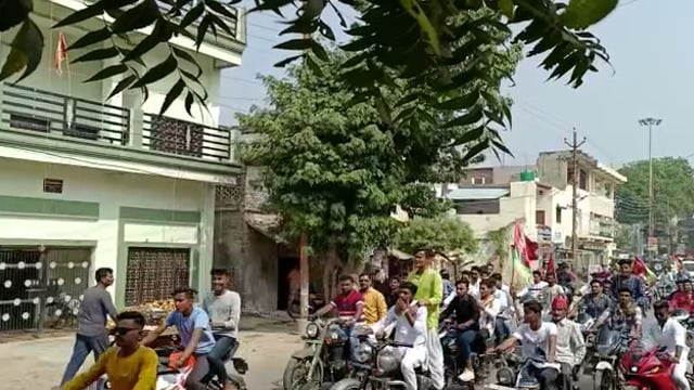 प्रतापगढ़ जिले के पूर्व एमएलसी यशवर्धन ने ज्वाइन की समाजवादी पार्टी बेल्हा में चुनावी सरगर्मियां हुई तेज,