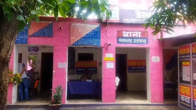 सेल टैक्स अधिकारी ने चलाया सघन चैकिंग अभियान
ओवर लोड मोरंग लदा ट्रक थाना संग्रामगढ़ के सुपुर्द
जीएसटी चोरी रोकने अभियान