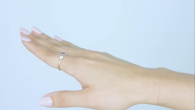 Gemstone Irene Toi et Moi Ring - Video