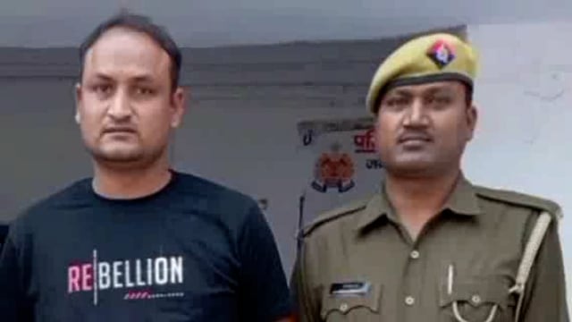 बलात्कार सहित गंभीर धाराओं के मुकदमों में वांछित आरोपी को थाना दरगाह पुलिस ने गिरफ्तार कर न्यायालय किया रवाना