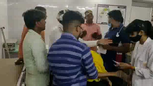 हादसे की चपेट में आकर महिला मजदूर गम्भीर रूप से घायल