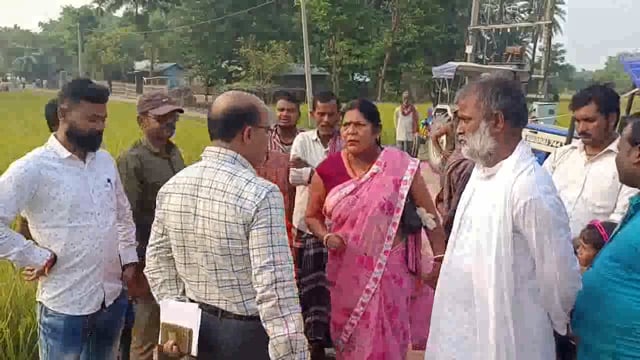 सड़क अनियमितता को लेकर उप मुखिया के दिए आवेदन पर 24 घंटे के भीतर बीडीओ ने की योजना की जांच