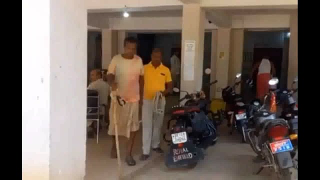 बेला बगरो  गांव से एक शराबी को शराब के नशे में हंगामा कर रहे पुलिस ने किया गिरफ्तार