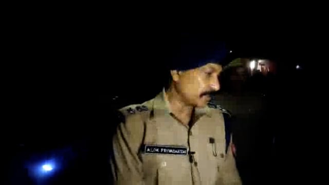 बालिका का बोरी मे मिला शव
डलमऊ तहसील क्षेत्र के रसूलपुर गहरवारी मे उस समय हड़कंप मच गया जब एक 12 वर्षीय बालिका का शव 