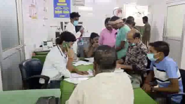 सर्पदंश से बुजुर्ग किसान की हालत खराब