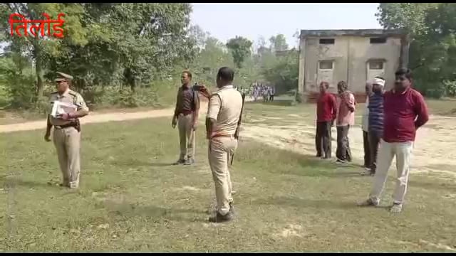 अमेठी- साड़ के आतंक से ग्रामीण परेशान,साड़ के हमले एक व्यक्ति की हुई मौत,

घर से खेत जाते समय छुट्टा जानवर ने चार लोगों 