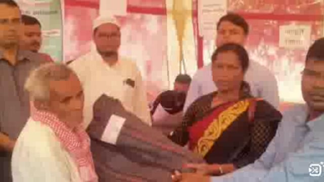 कुंडलवादह पंचायत सचिवालय में आपकी योजना आपकी सरकार आपके द्वार कार्यक्रम का आयोजन 