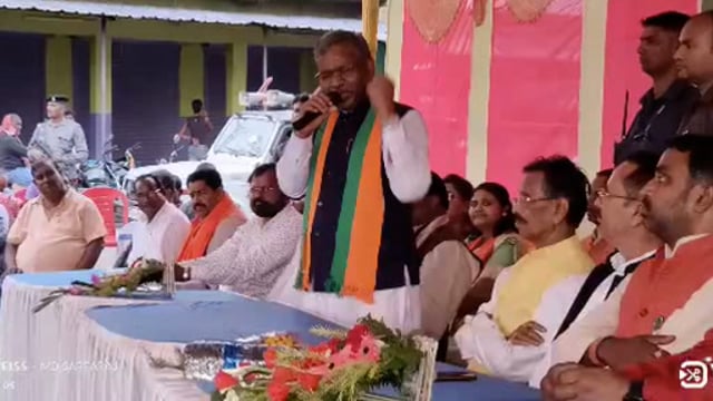 अहिल्यापुर में स्व कुल्लू हाजरा की 25 वीं पुण्यतिथि पर पहुंचे झारखंड के प्रथम मुख्यमंत्री बाबुलाल मरांडी 