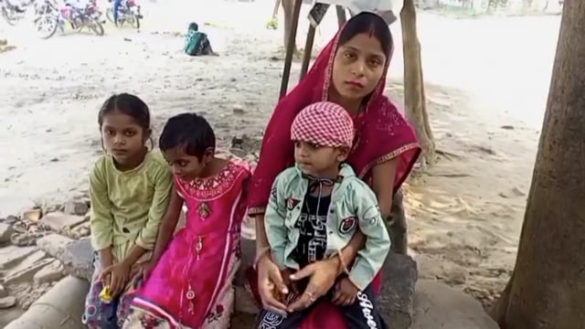 सीतापुर: कलवारी गांव में पहली पत्नी के रहते दूसरी पत्नी ले आया पति, पीड़िता ने महोली पुलिस को दी तहरीर...