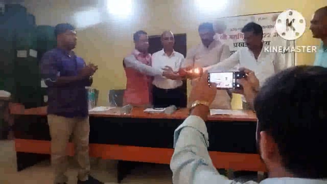 फुल्लीडुमर प्रखंड सभागार में मंगलवार को रवि महोत्सव का किया गया आयोजन