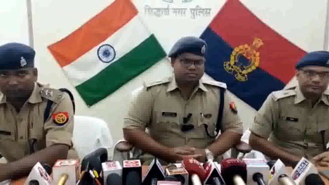 सिद्धार्थ नगर पुलिस शिकायत निस्तारण में पहले स्थान पर एसपी अमित कुमार आनंद ।