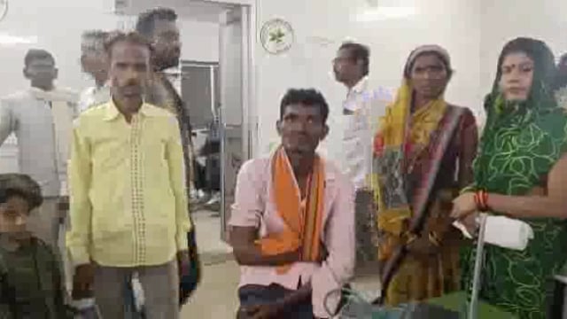 राजीनामा न करने से आक्रोशित होकर दबंगों ने की अधेड़ की पिटाई