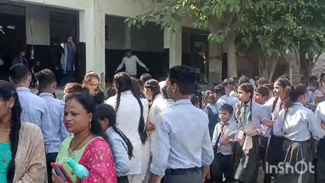 मार्ट में राधे महेंद्र विद्या निकेतन स्कूल में मनाया बाल दिवस