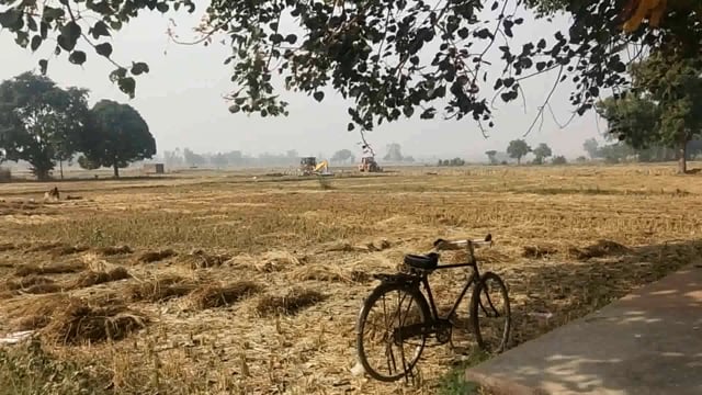 प्रतापगढ़ जिले के बाघराय थाना क्षेत्र के रामगढ़ बनोही ग्राम सभा में हो रहा खनन विभाग वप्रशासन बना मूकदर्शक,
