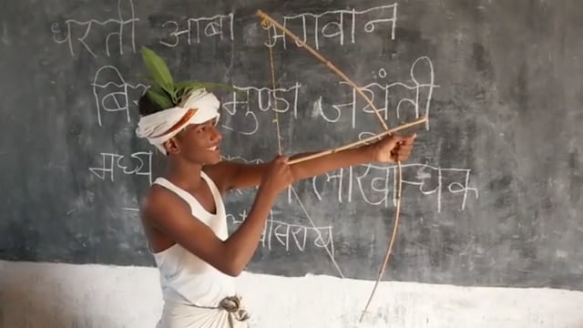 चानन  : लाखोचक मध्य विद्यालय प्रांगण में बिरसा मुंडा के 147वीं जयंती मनाई गई। 