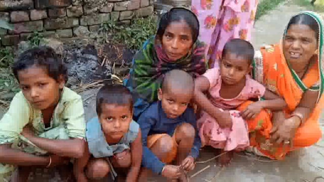 महुआरा चौराहे के समीप तेज रफ्तार ट्रैक्टर ट्राली ने मोटरसाइकिल सवार को मारी ठोकर व्यक्ति की मौत ।