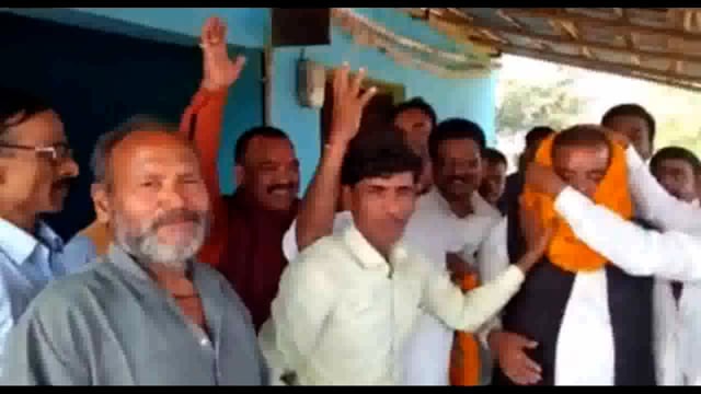 फुल्लीडुमर प्रखंड के जदयू प्रखंड अध्यक्ष निर्विरोध छठी बार बने विनोद सिंह चंद्रवंशी समर्थकों ने दी बधाई