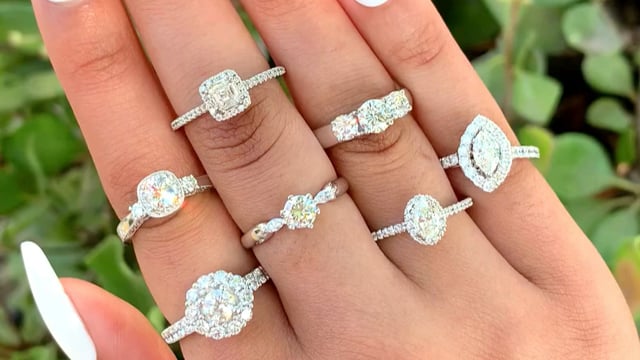 Anello Fidanzamento Diamante Simulato Taglio Asscher 2 Carati – Argento Placcato Oro Bianco 14k