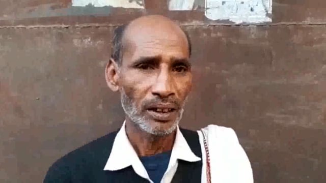 खैर तहसील परिसर में मंदबुद्धि युवक को पीटा खैर पुलिस ने दिखाई इंसानियत