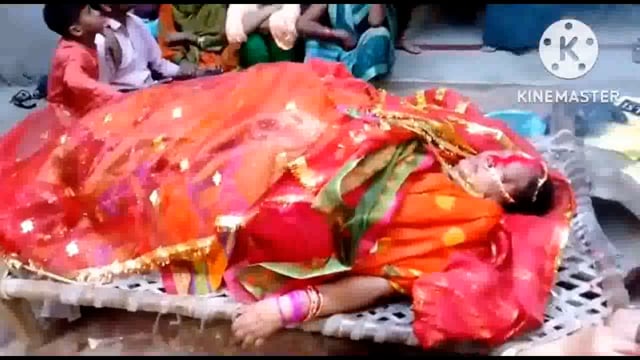 फुल्लीडुमर प्रखंड के केंद्र संख्या 93 की आंगनबाड़ी सेविका की हार्ड अटैक से हुई मौत परिजनों में मातम