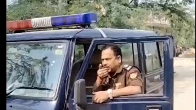 अधिवक्ता की पिटाई प्रकरण में फरार अभियुक्त थाना हाजा हों अन्यथा संपत्ति कुर्क की कार्यवाही होगी- सी ओ रामसूरत सोनकर