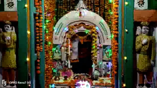 जालौन

नगर क्षेत्र में स्थित प्राचीन भैरव जी महाराज मंदिर में धूमधाम से मनाई गई भगवान श्री भैरव जी महाराज की छठी 