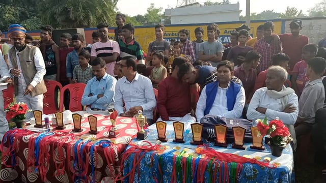 प्लस टू पब्लिक हाई स्कूल सूर्यगढ़ा के मैदान में युवा संघ सलेमपुर के द्वारा खेल प्रतियोगिता का किया गया आयोजन