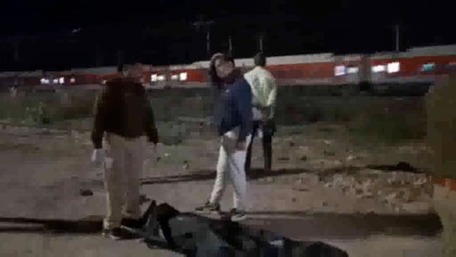 11वीं की छात्रा ने की आत्महत्या रेलवे पुल के ऊपर से कूद की जीवन लीला समाप्त जीआरपी पुलिस ने की कार्रवाई