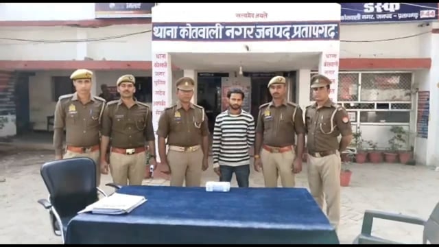 कीमती जमीन कौड़ियों में लिखवा लेने से नाराज युवकों ने हत्या की घटना को दिया अंजाम
उक्त प्रकरण में एक अभियुक्त गिरफ्तार