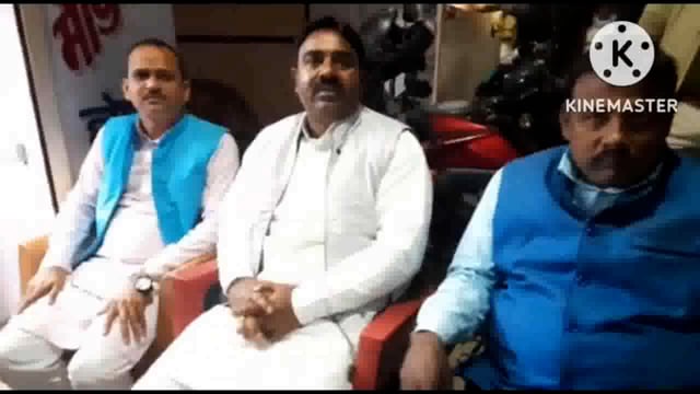 बेलहर विधायक मनोज यादव ने दो ग्रामीण सड़कों के निर्माण में बाधा बनी वन विभाग की जमीन का जिलाधिकारी से मिलकर किया निदान