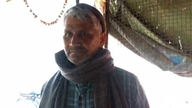 खैर कोतवाली नव निर्माण ठेकेदार के तीन फरमा हुए चोरी थाने में दी तहरीर