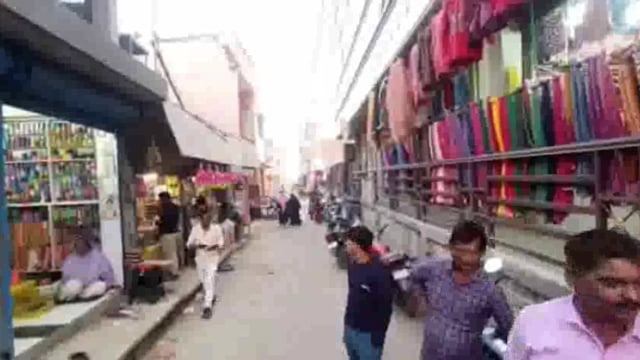 नगर पंचायत इटवा में वोटर लिस्ट से नाम कटने पर नगर वासियों में रोष DM ने कहा मामले कि होगी जाँच ।