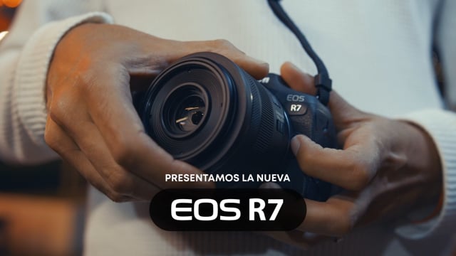 CANON EOS R7 (Comercial)