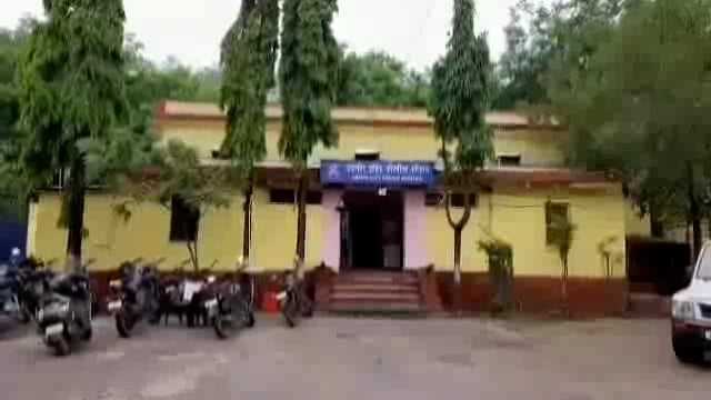 शहरात अडत दुकान चोरट्याने फोडले,2 लाख 17 हजारांची रोकड केली लंपास