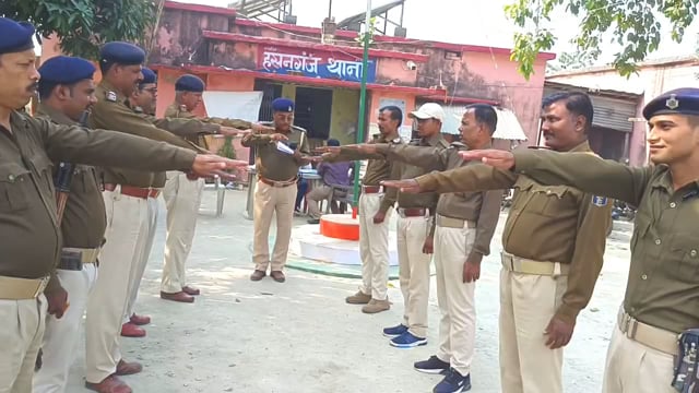 संविधान दिवस पर थाना प्रांगण में शपथ समारोह कार्यक्रम का हुआ आयोजन



