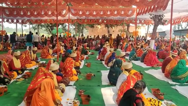 मुख्यमंत्री सामूहिक विवाह का किया गया आयोजन