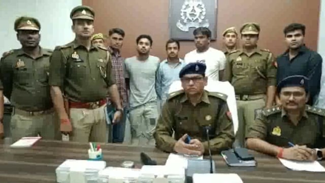 थाना शेरगढ़ पुलिस ने ओएलएक्स व अश्लील वीडियो बनाकर ब्लैकमेल करने वाले गिरोह के 4 सदस्यों को गिरफ्तार कर भेजा जेल
