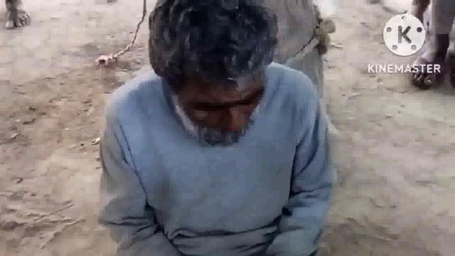 गनोरा गांव में रात में उत्पात मचा रहे एक विक्षिप्त व्यक्ति को ग्रामीणों ने पकड़ा