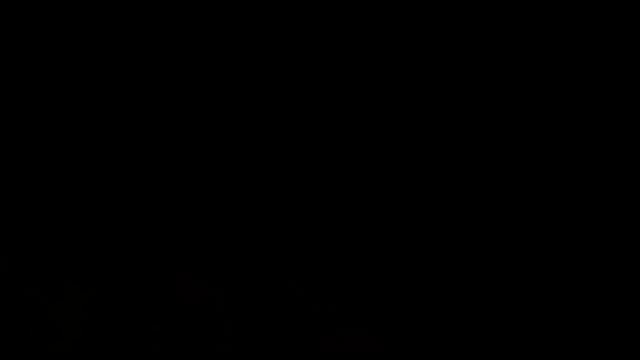 पुआल लदा ट्रैक्टर पलटने से मची चीख पुकार, स्थानीय नागरिकों ने जेसीबी से किया मदद, एक व्यक्ति घायल