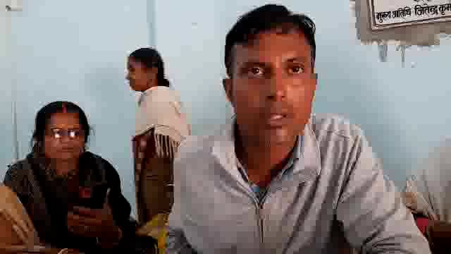 शेखपुरा जिले के चेवाड़ा के अंबेडकर भवन में बीएलओ का एक बैठक का किया गया आयोजन.