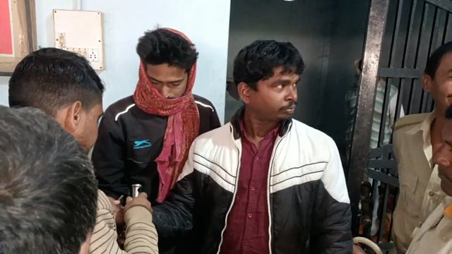 शराबी एवं शराब कारोबारी के विरुद्ध चलाए जा रहे सघन अभियान में बीती रात 3 शराबी को गिरफ्तार कर भेजा गया जेल