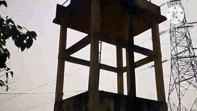 ग्राम पंचायत उतरी कोझी के वार्ड सं० 5 में बना जलमीनार दो वर्ष से फांक रहा धूल, पदाधिकारी से जनप्रतिनिधि तक साधी चुप्पी